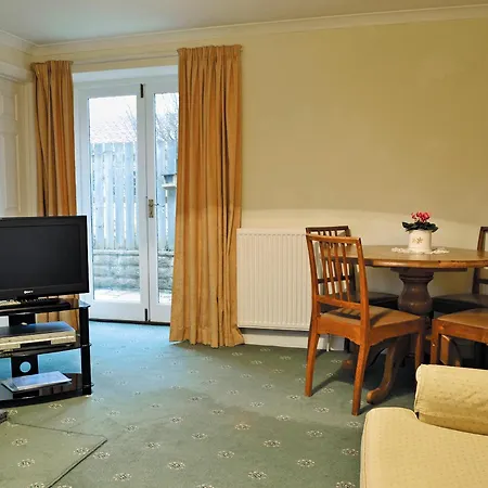 Holiday home The Arches