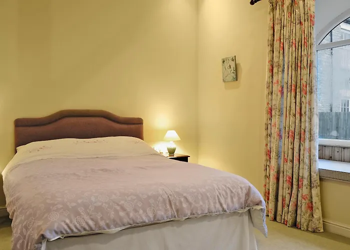 Holiday home The Arches Slingsby